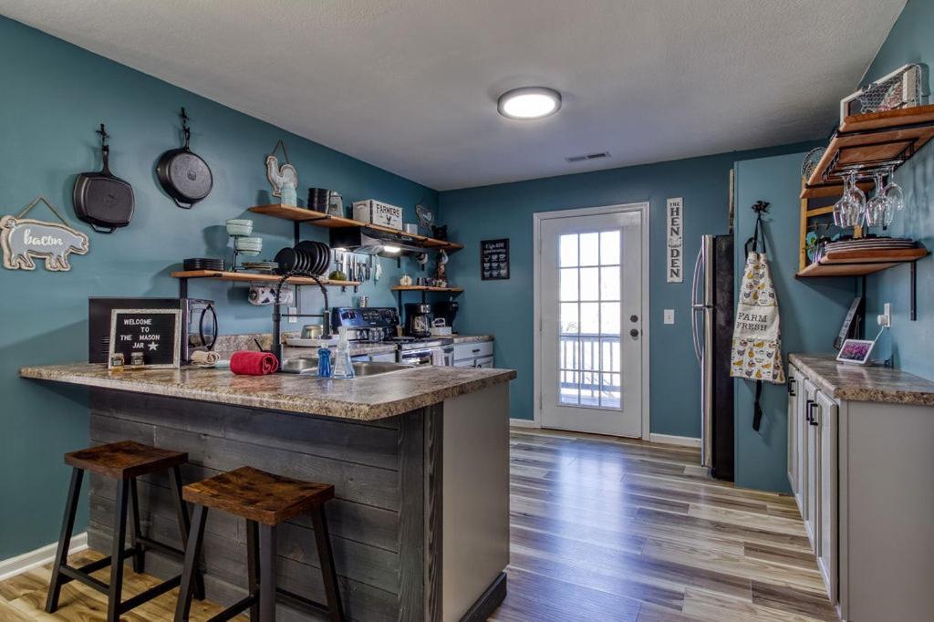 The Mason Jar, Hot Tub, Wifi, 1089 Free Tickets Each Paid Day, Dollywood And More! Pigeon Forge Εξωτερικό φωτογραφία