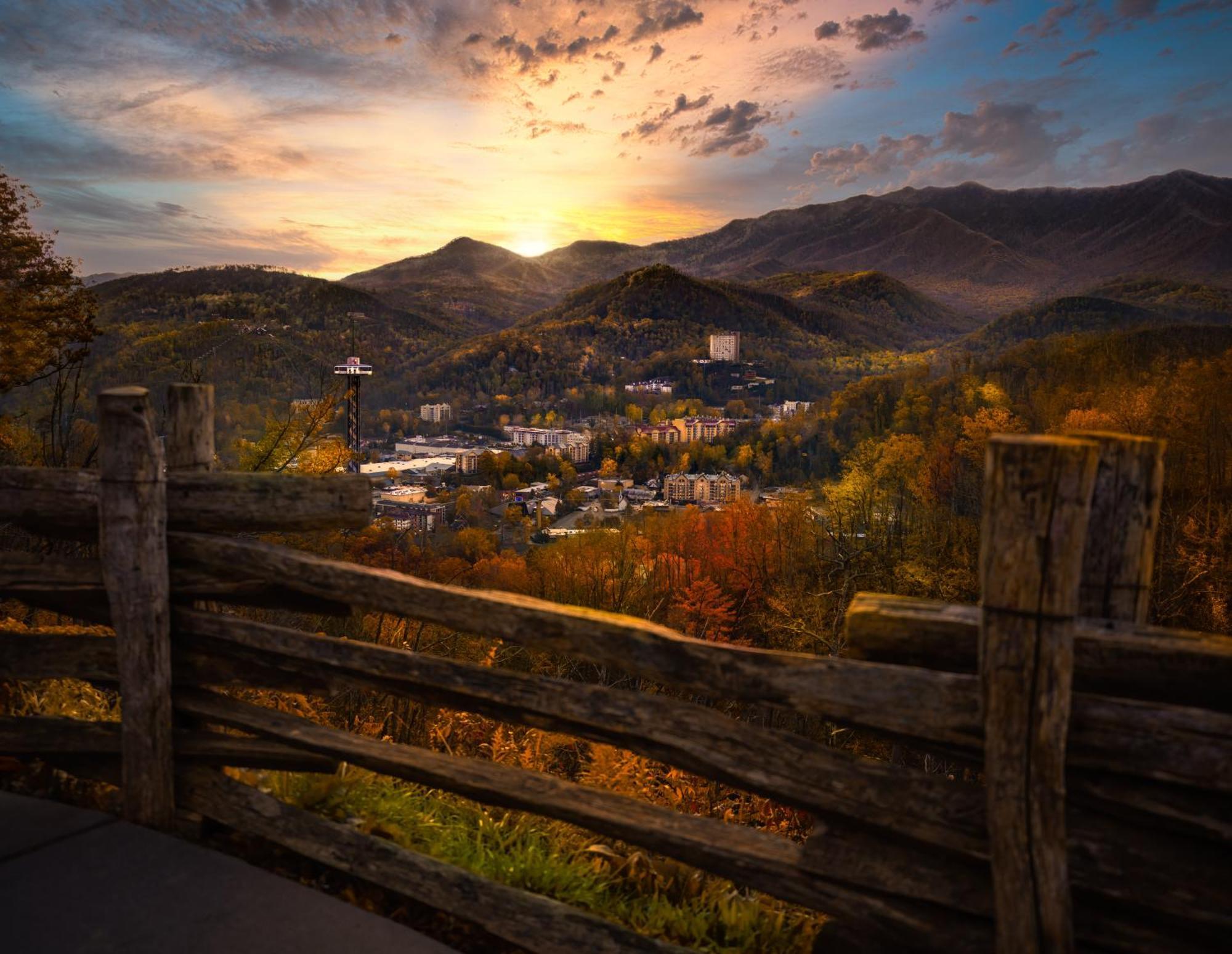 The Mason Jar, Hot Tub, Wifi, 1089 Free Tickets Each Paid Day, Dollywood And More! Pigeon Forge Εξωτερικό φωτογραφία